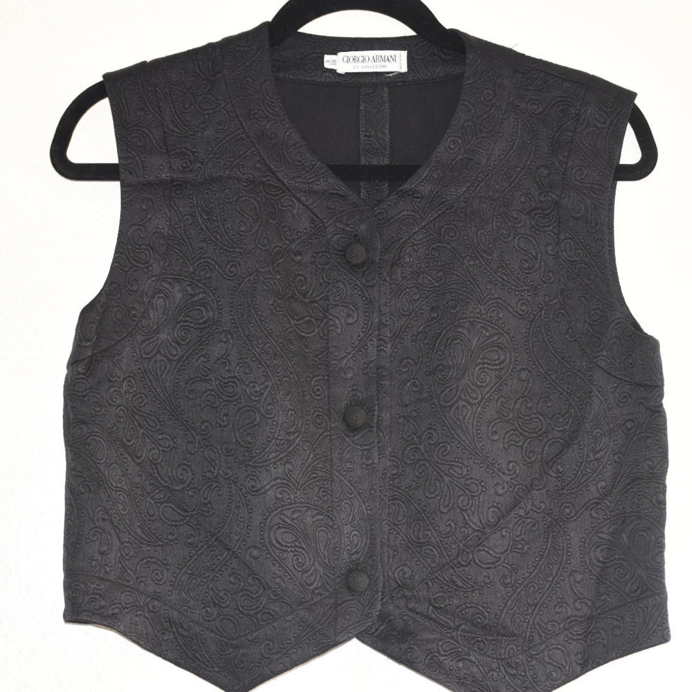 Giorgio Armani Le Collezioni, Black Crop Top